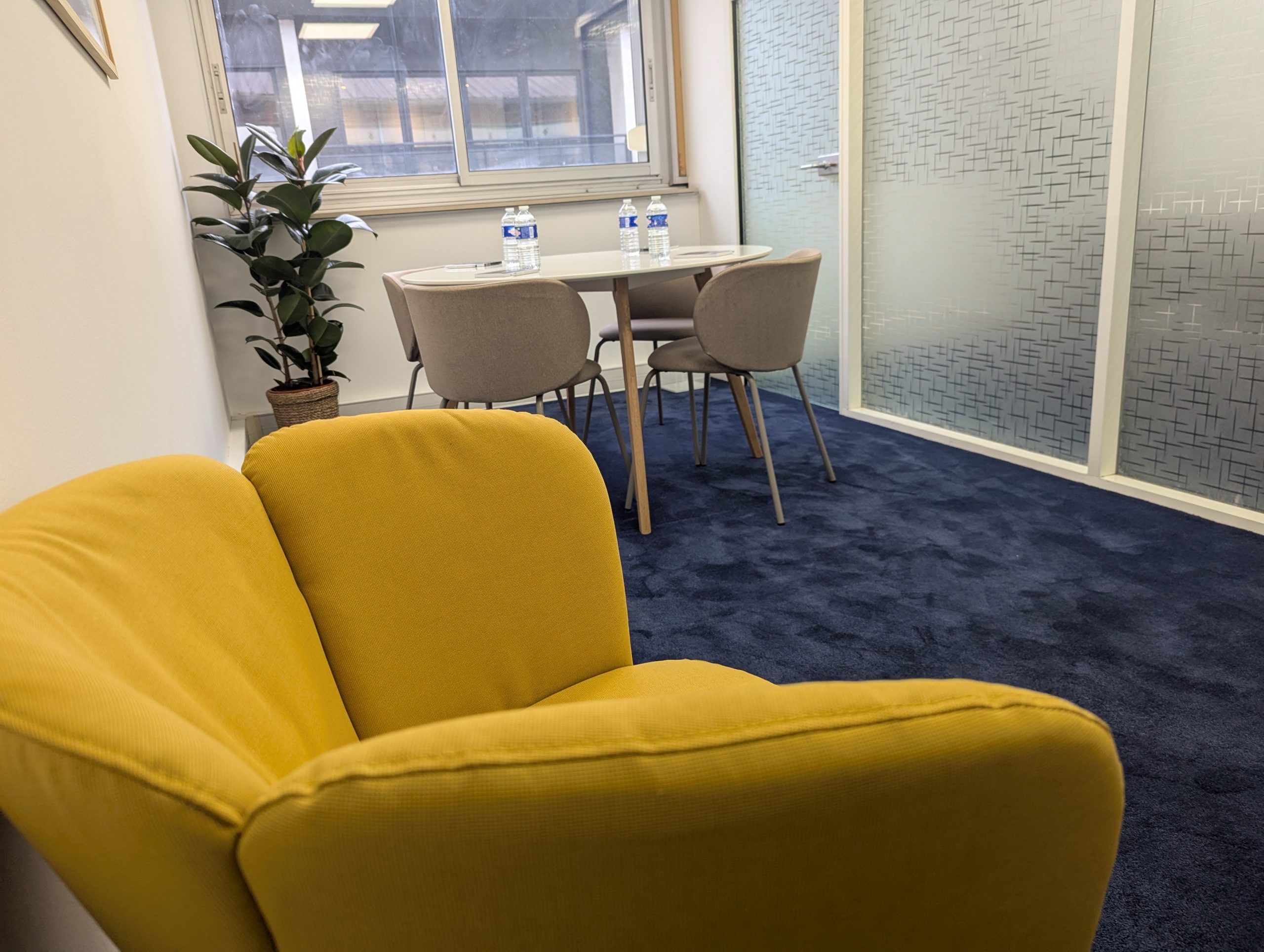 Bureau privé équipé Lyon Vaise - Mobilier ergonomique